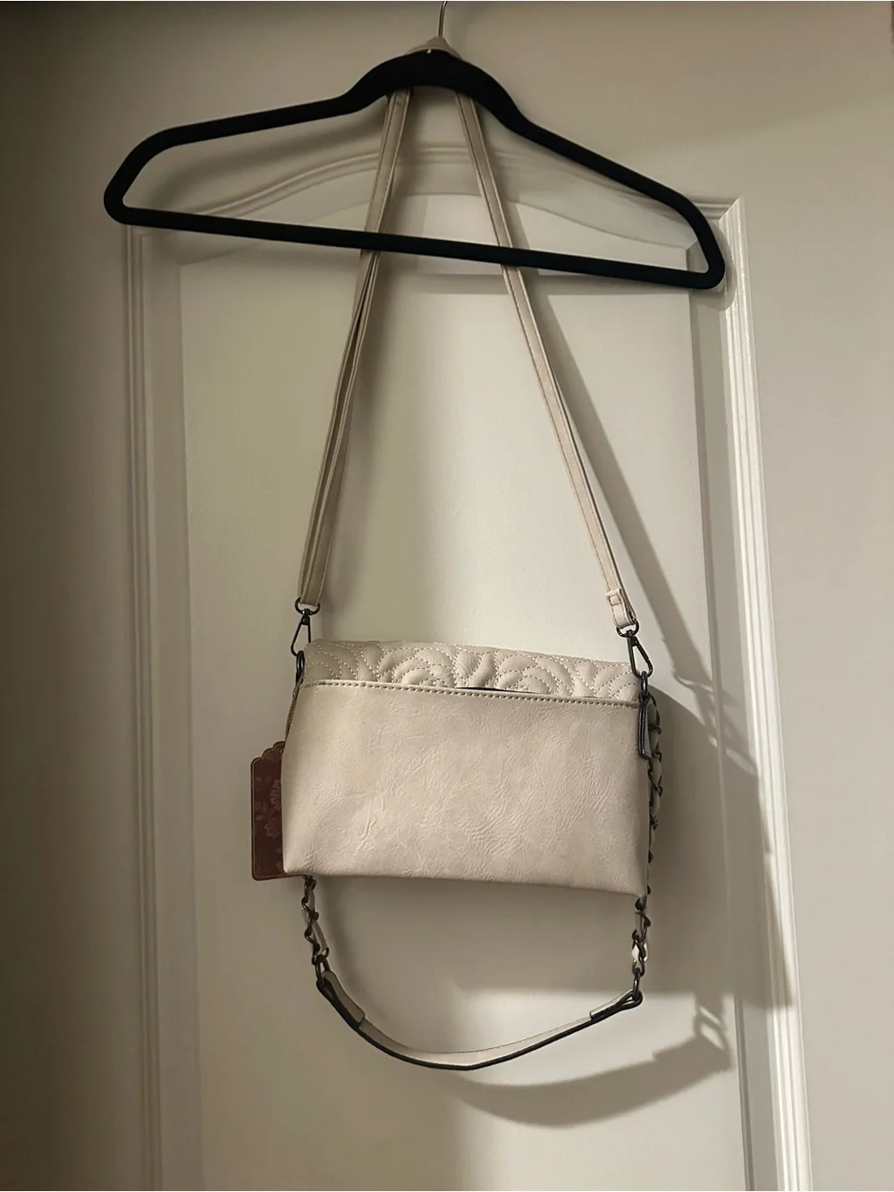 Quilted Floral-Flap Crossbody Bag in Light Beige